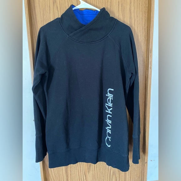 Calvin Klein Black Womens Pullover Sweater Size Small Performance Thumb Holes - Picture 2 of 8